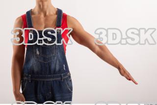 Arm moving blue jeans red singlet of Rebecca 0002